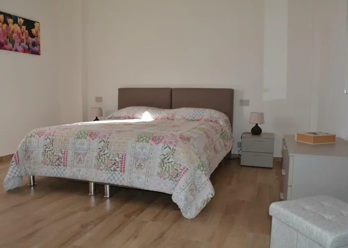 Vittori * سيينا